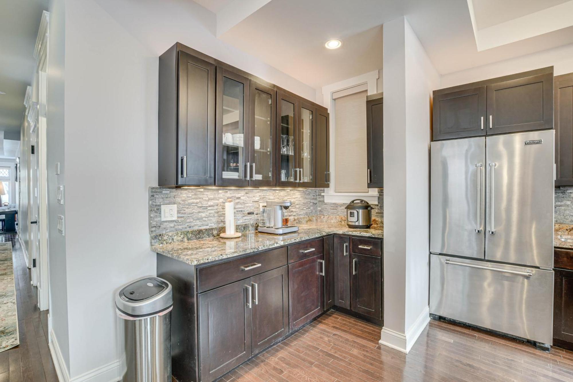 Spacious Condo With Deck About 3 Mi To Downtown Chicago! Eksteriør bilde