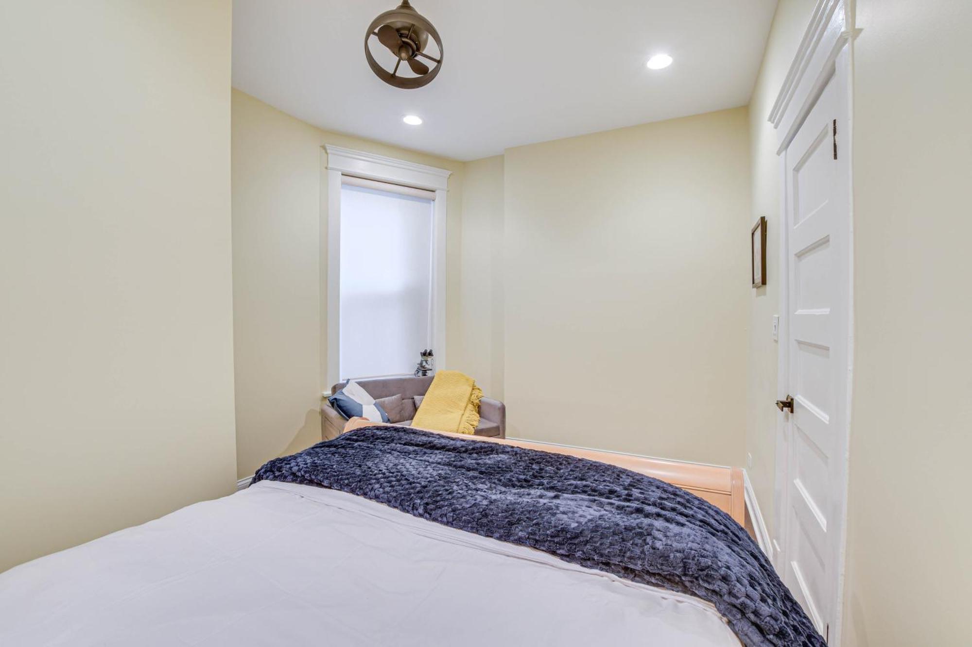 Spacious Condo With Deck About 3 Mi To Downtown Chicago! Eksteriør bilde
